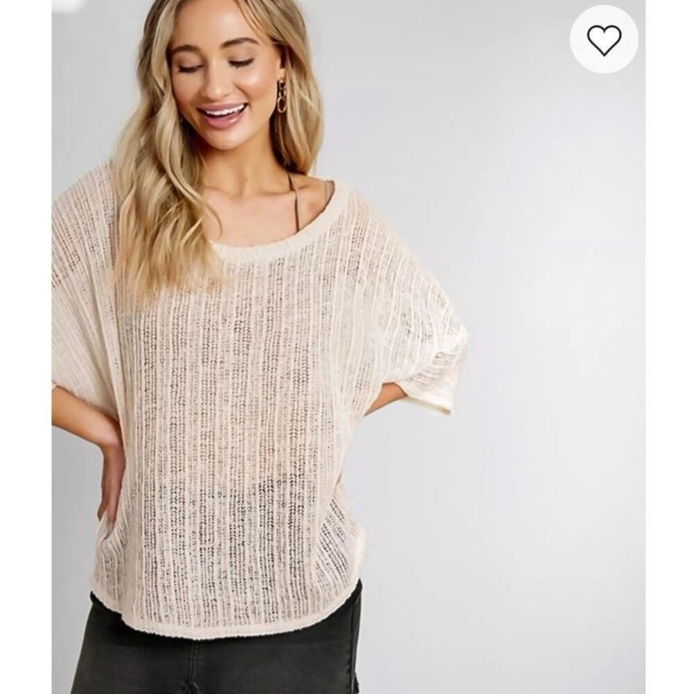 NWT Cherish Open Weave Top Off Off White M
